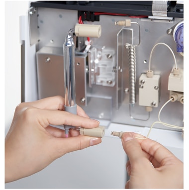 Excimer lamp replacement | Shimadzu Asia Pacific