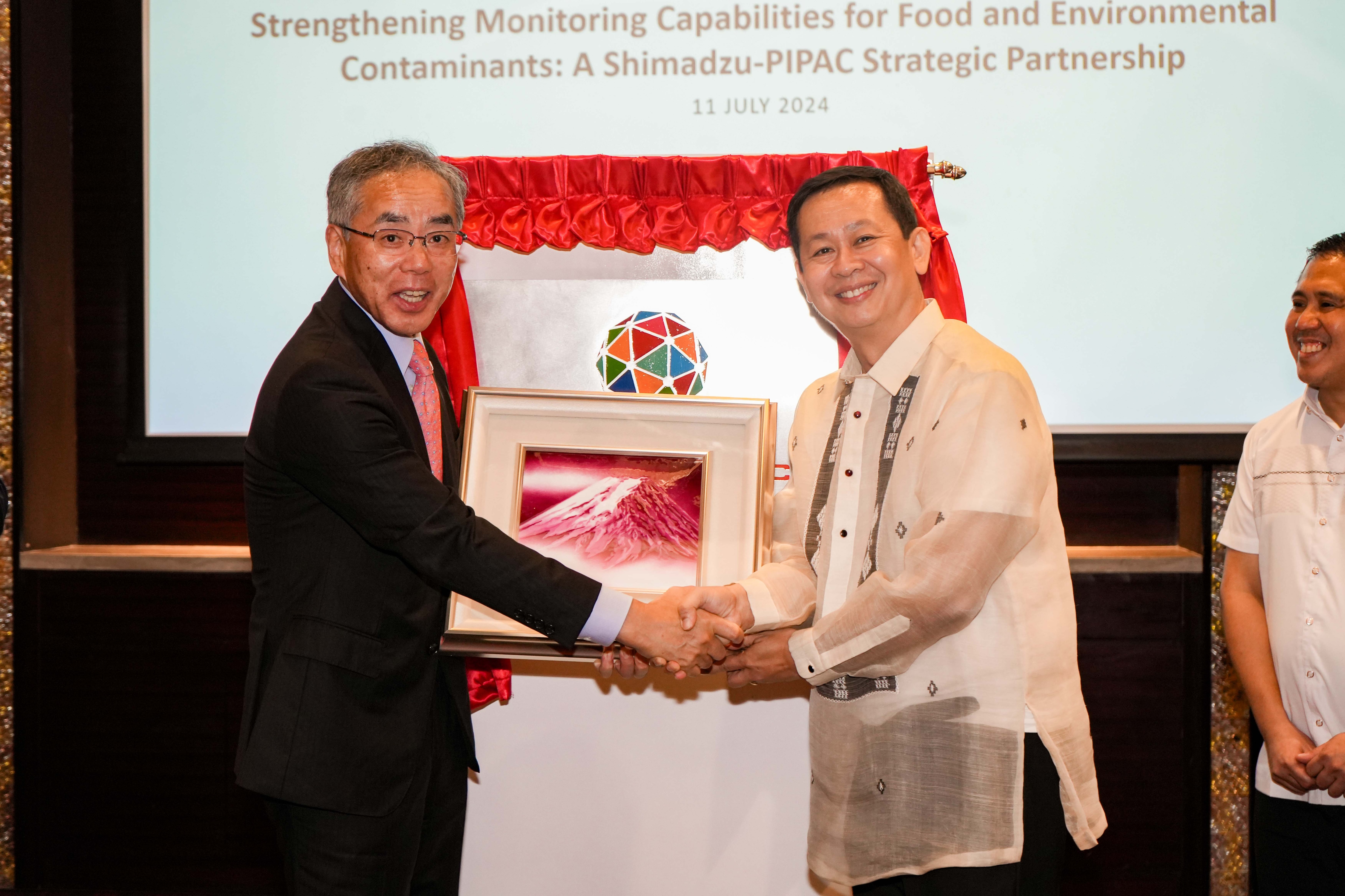 Strengthening Monitoring Capabilities For Food And Environmental Contaminants - MoU Signing | Shimadzu